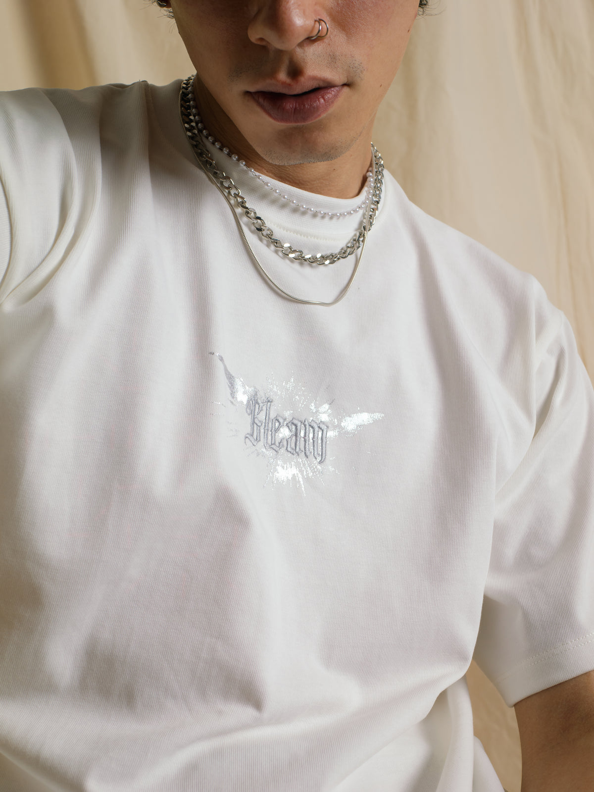GLEAM TEE